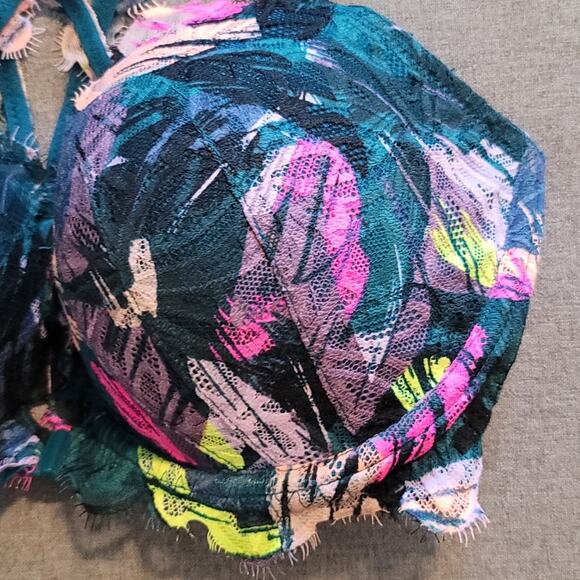 Victoria Secret Pink Date Racerback - Picture 4 of 8